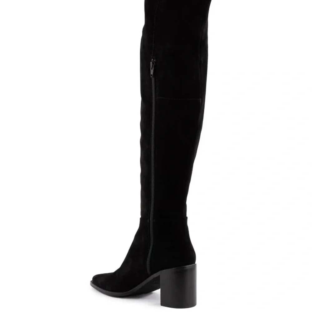 Seychelles gifted boot